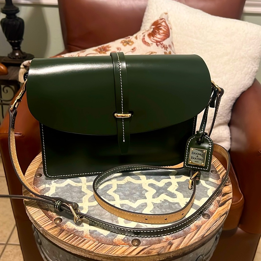 Dooney & Bourke Crossbody Purse with Gold Hardware